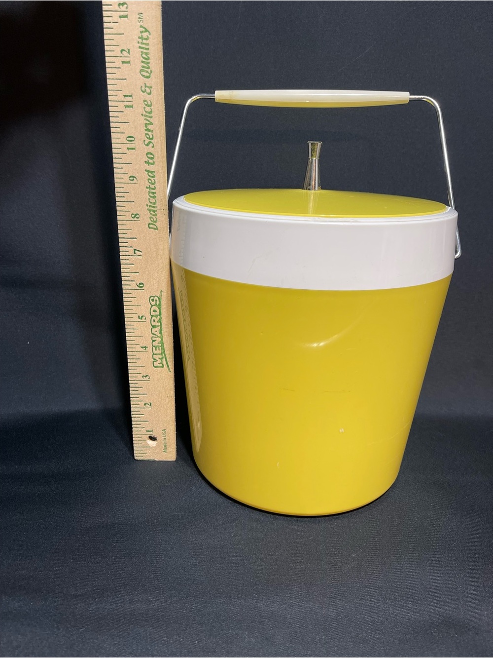 Mid Century Vintage 70's Bright Yellow Lucite Ice Bucket Lid - Picture 7 of 11
